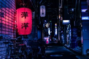 Portões torii do Santuário Fushimi Inari em Kyoto, Japão